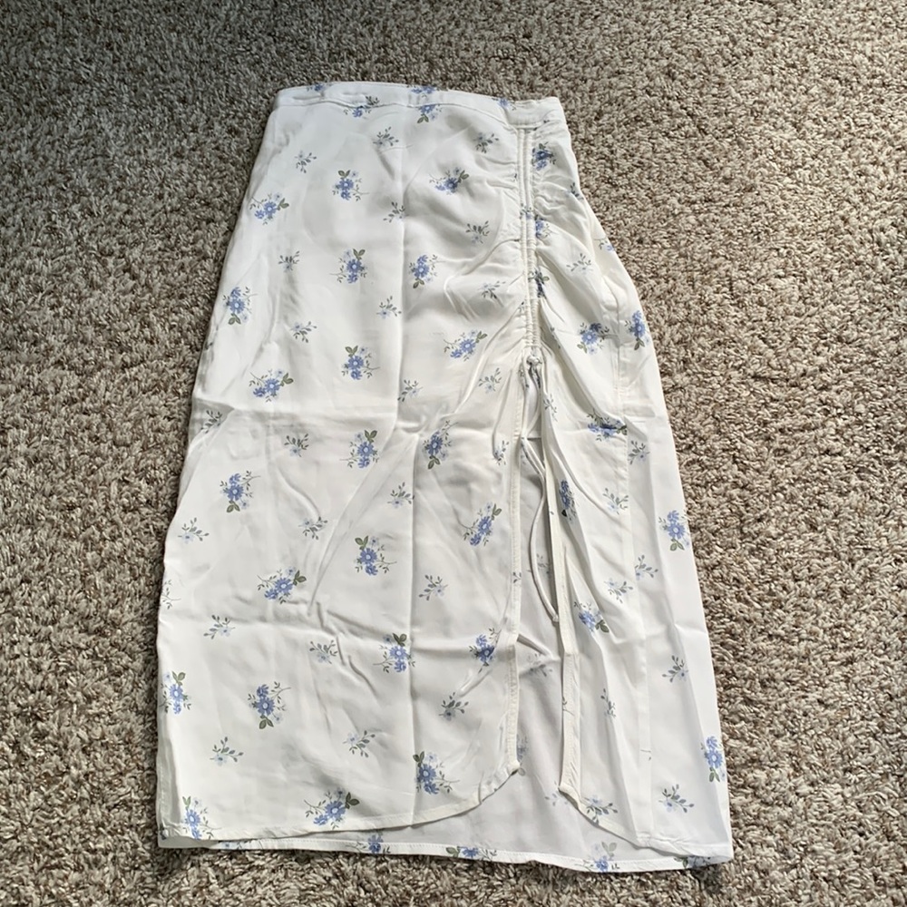 Women’s Hollister skirt